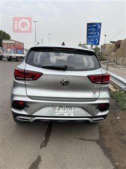 ئێم جی ZS